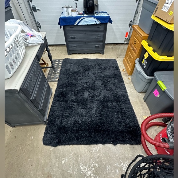 Fluffy Area Rug - Picture 3 of 3